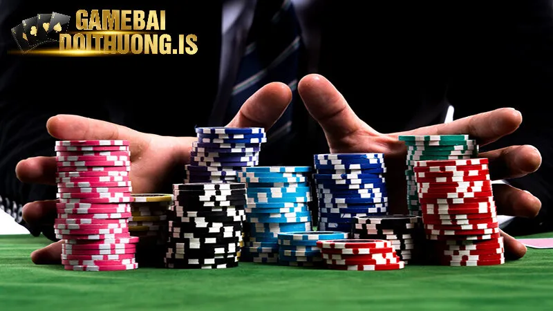 Luôn chú ý quan sát đối thủ đặt cược